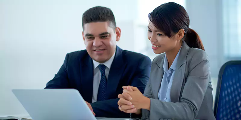 Why Partner with the Best TN Visa Consultants for Canadian Applicants for Brunei?